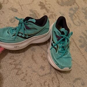 Saucony Women's Aqua Athletic Shoes